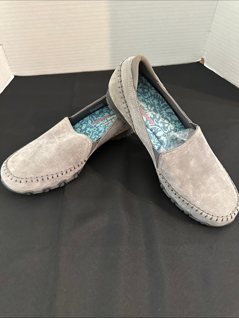 Skechers Memory Foam Gray Suede Slip-On Women's Loafers Size 11 - Picture 12 of 12